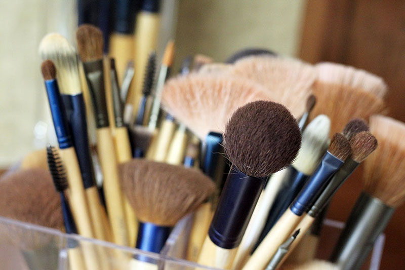 AbsoluteBeauty makeup brushes